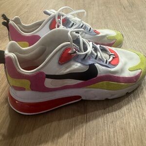Nike Air Max 270 React — Women’s — Multicolor — Size 8.5 — Great Everyday Shoe